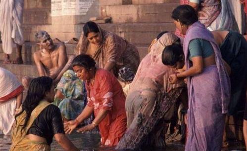 印度旅游爆料事件视频播放,视频揭露惊心动魄的旅行经历  第3张