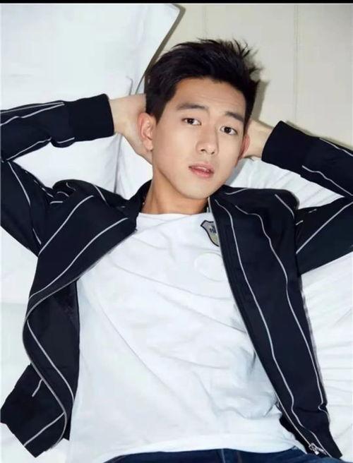 圈内爆料刘亦菲李现,娱乐圈新恋情曝光? 第2张 圈内爆料刘亦菲李现,娱乐圈新恋情曝光? 第2张